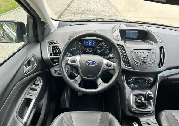 Ford Kuga cena 52900 przebieg: 115500, rok produkcji 2015 z Wałbrzych małe 596